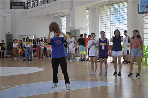 拉拉隊(duì)員一出手就知道有木有